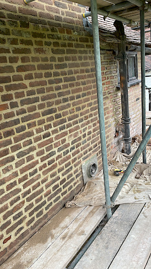 traditional lime render restoration in suffolk